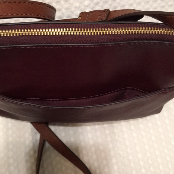 💃Sale🎉💥Fossil Crossbody Burgundy & Brown Leather - Picture 5 of 8